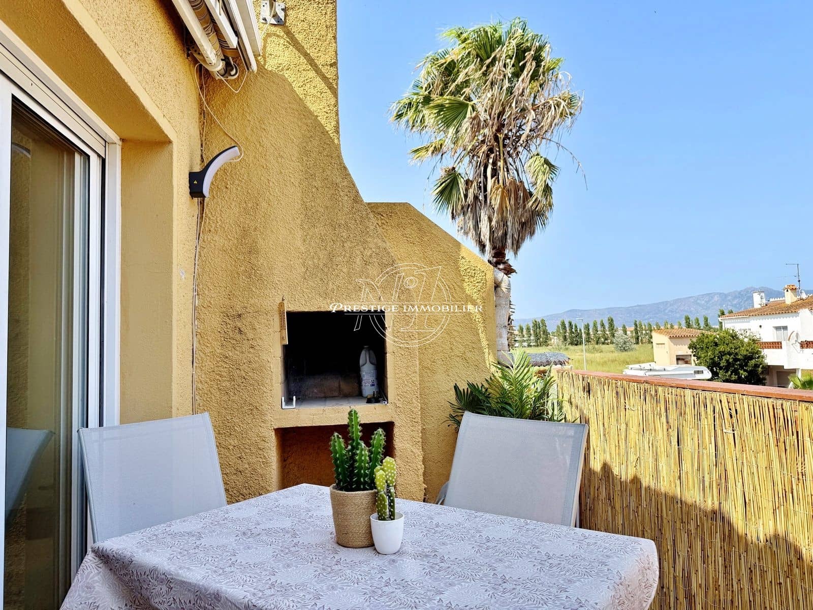 1 soveværelse Lejlighed til salg i Empuriabrava med swimmingpool - € 125.000 (Ref: 9997109)