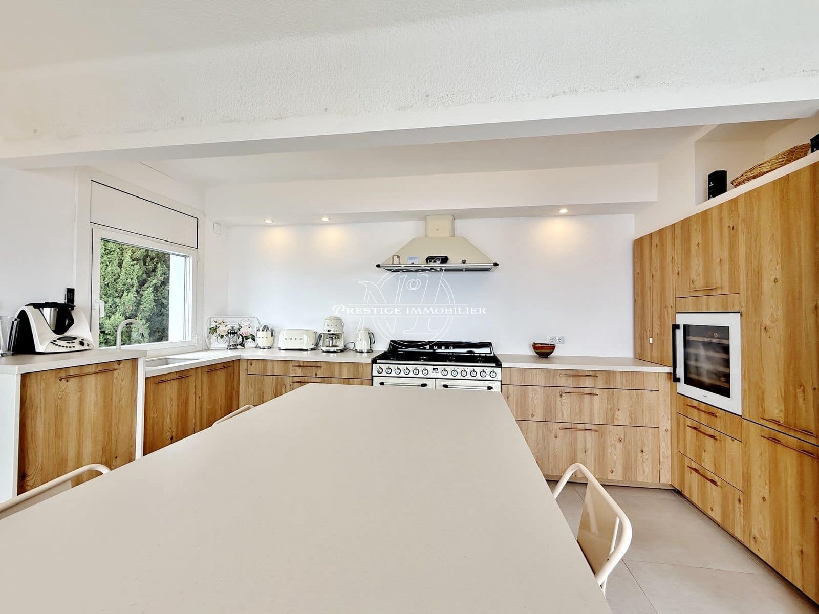 4 slaapkamer Appartement te koop in Roses - € 649.000 (Ref: 9997110)