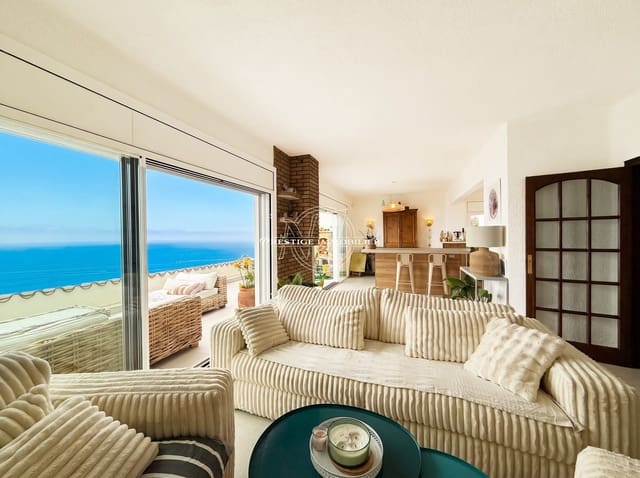 4 slaapkamer Appartement te koop in Roses - € 649.000 (Ref: 9997110)