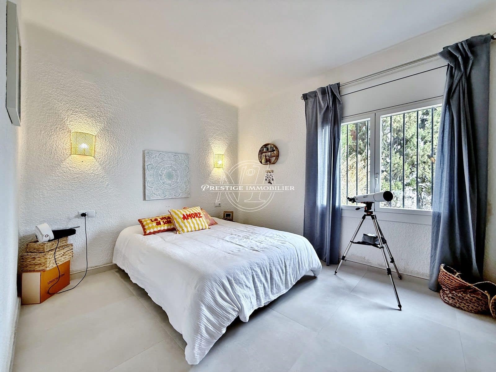 4 slaapkamer Appartement te koop in Roses - € 649.000 (Ref: 9997110)
