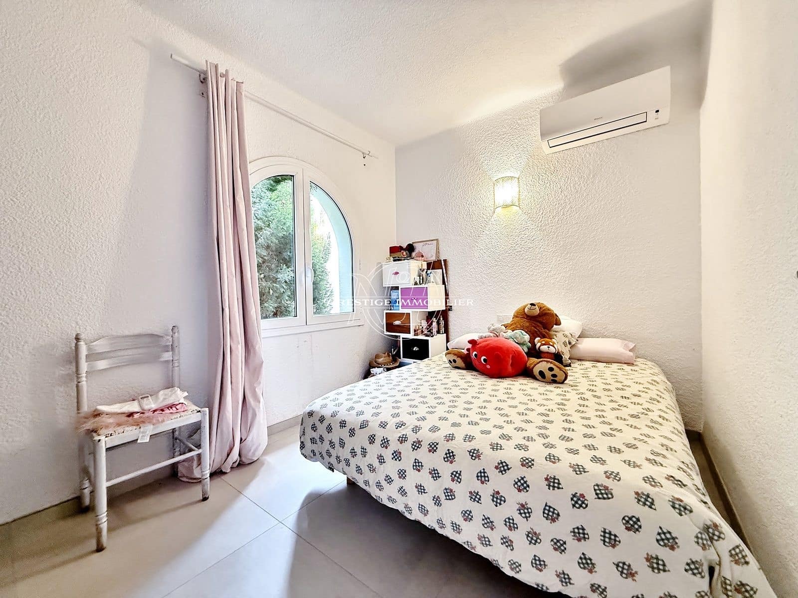 4 slaapkamer Appartement te koop in Roses - € 649.000 (Ref: 9997110)
