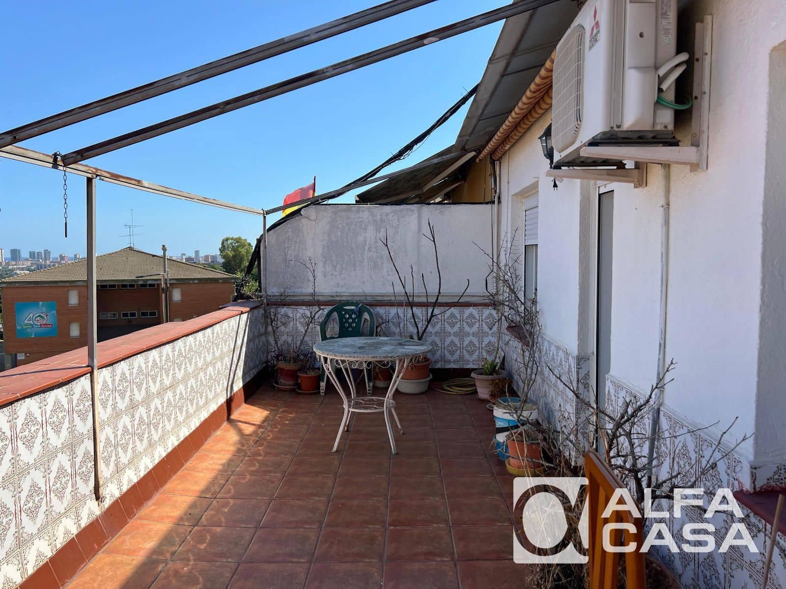 3 sovrum Lägenhet till salu i Santa Coloma de Gramenet - 255 000 € (Ref: 10036228)