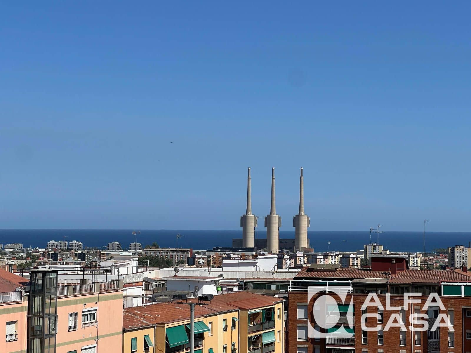 3 sovrum Lägenhet till salu i Santa Coloma de Gramenet - 255 000 € (Ref: 10036228)