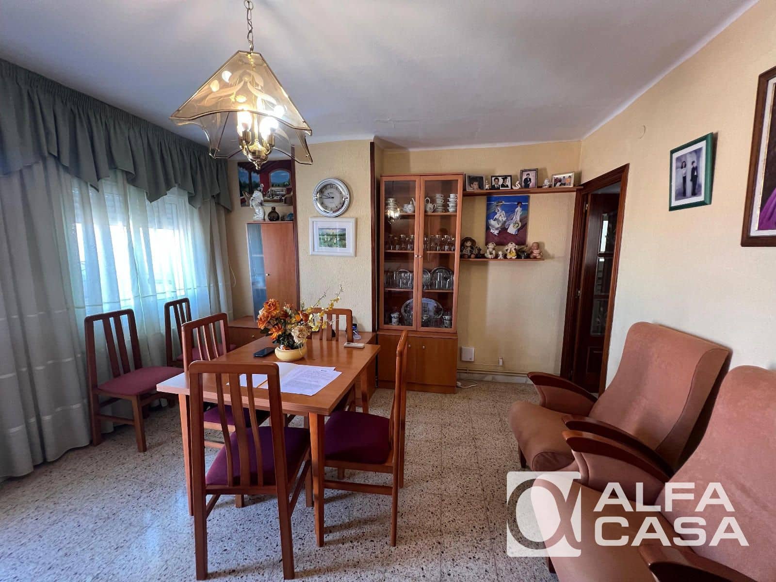 3 sovrum Lägenhet till salu i Santa Coloma de Gramenet - 255 000 € (Ref: 10036228)