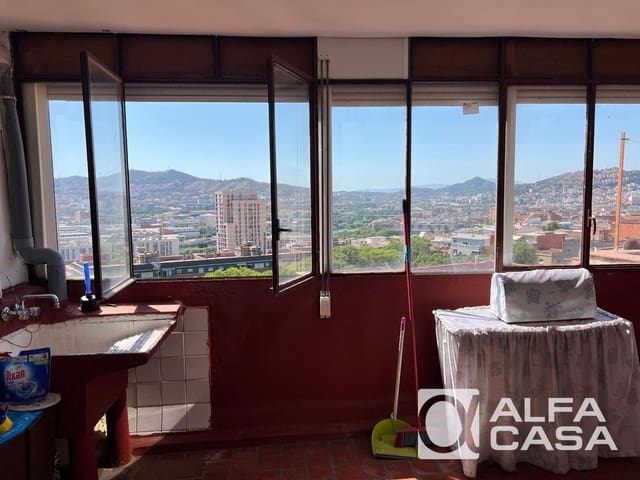 3 sovrum Lägenhet till salu i Santa Coloma de Gramenet - 255 000 € (Ref: 10036228)