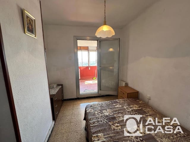 3 sovrum Lägenhet till salu i Santa Coloma de Gramenet - 255 000 € (Ref: 10036228)