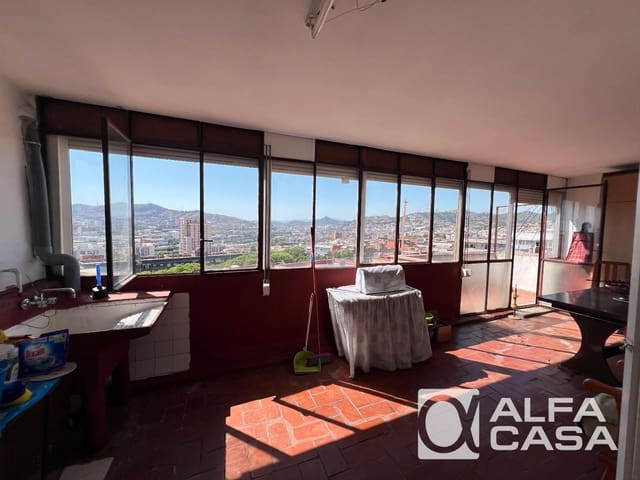 3 sovrum Lägenhet till salu i Santa Coloma de Gramenet - 255 000 € (Ref: 10036228)