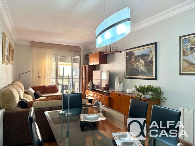 4 sypialnia Mieszkanie na sprzedaż w Lloret de Mar - 260 000 € (Ref: 10048473)