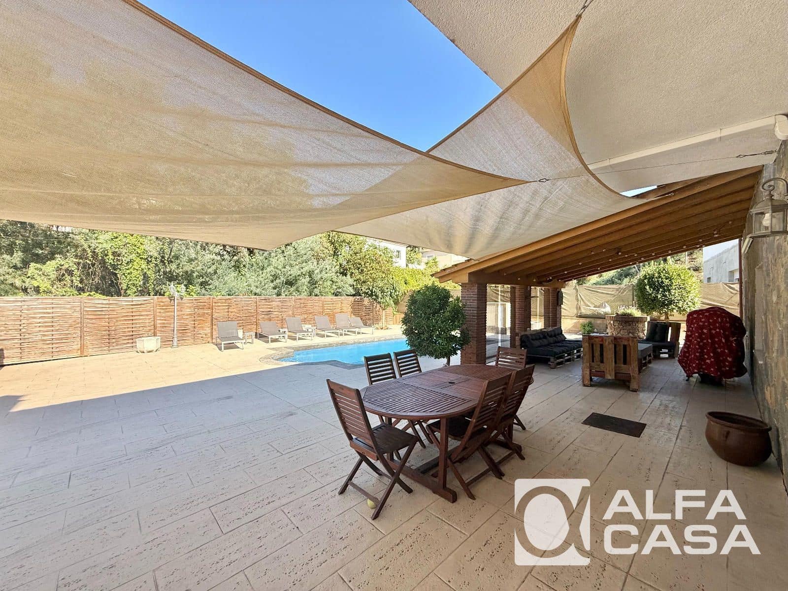 5 chambre Villa/Maison à vendre à Vidreres avec piscine - 337 000 € (Ref: 10049838)