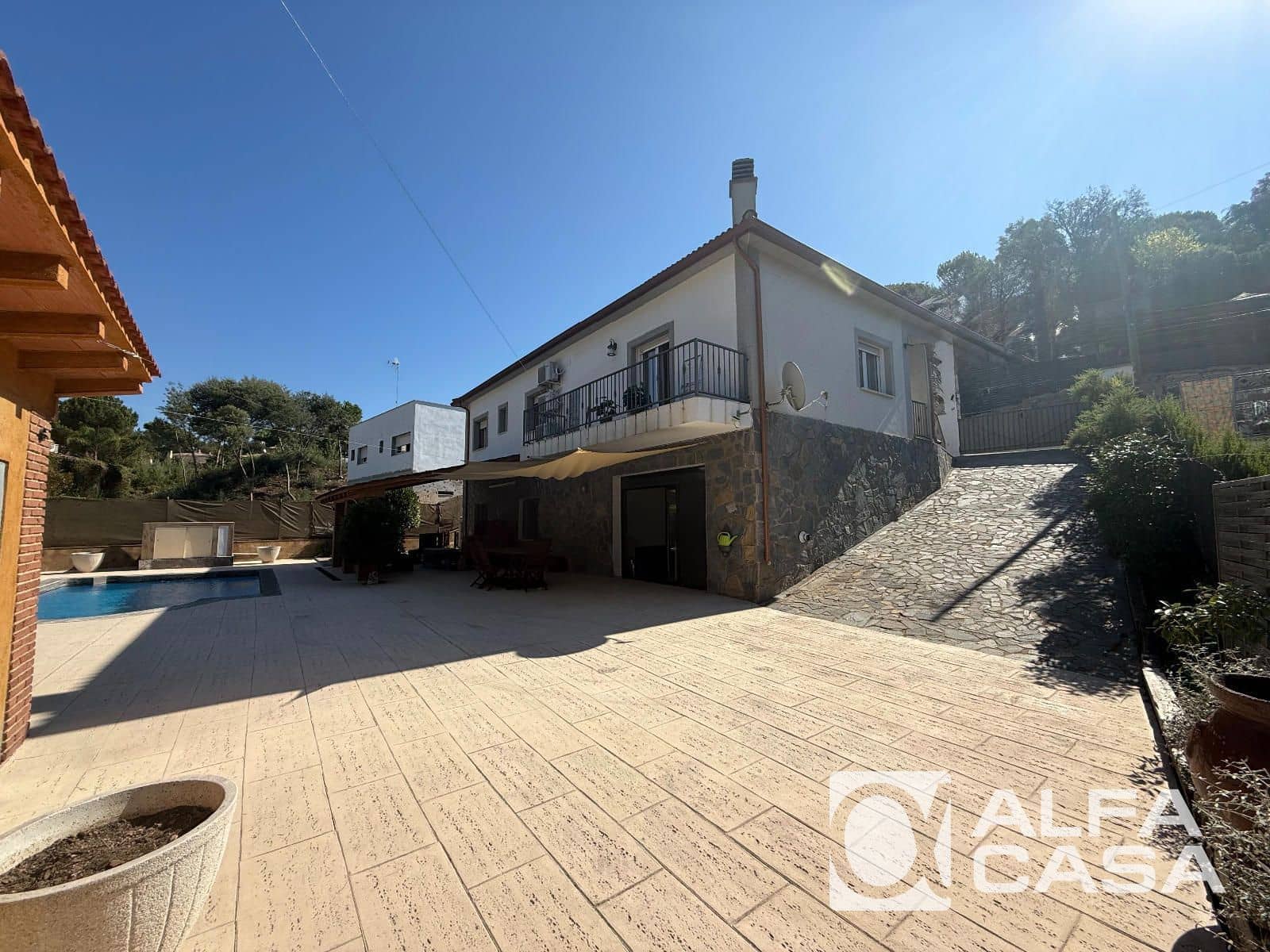 5 chambre Villa/Maison à vendre à Vidreres avec piscine - 337 000 € (Ref: 10049838)