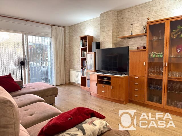 3 soveværelse Lejlighed til salg i Lloret de Mar - € 335.000 (Ref: 10057685)
