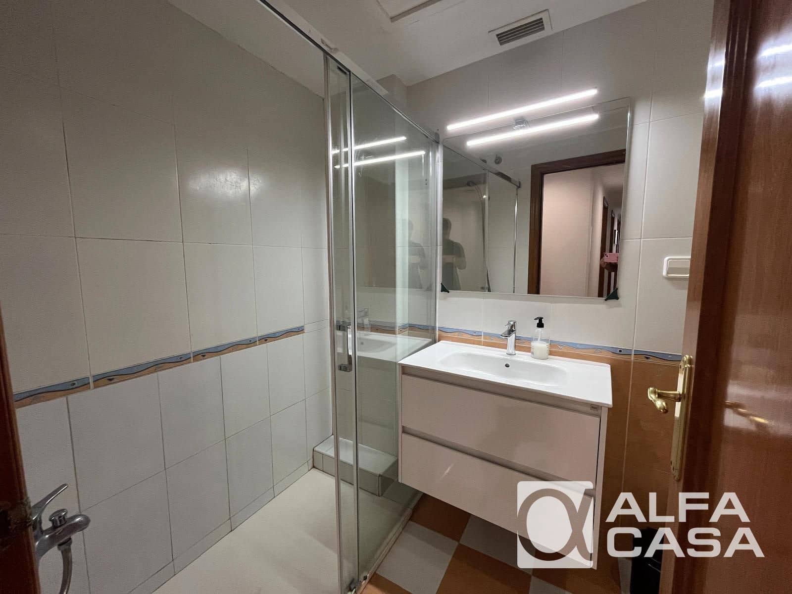 4 slaapkamer Flat te koop in Lloret de Mar - € 290.000 (Ref: 10098872)
