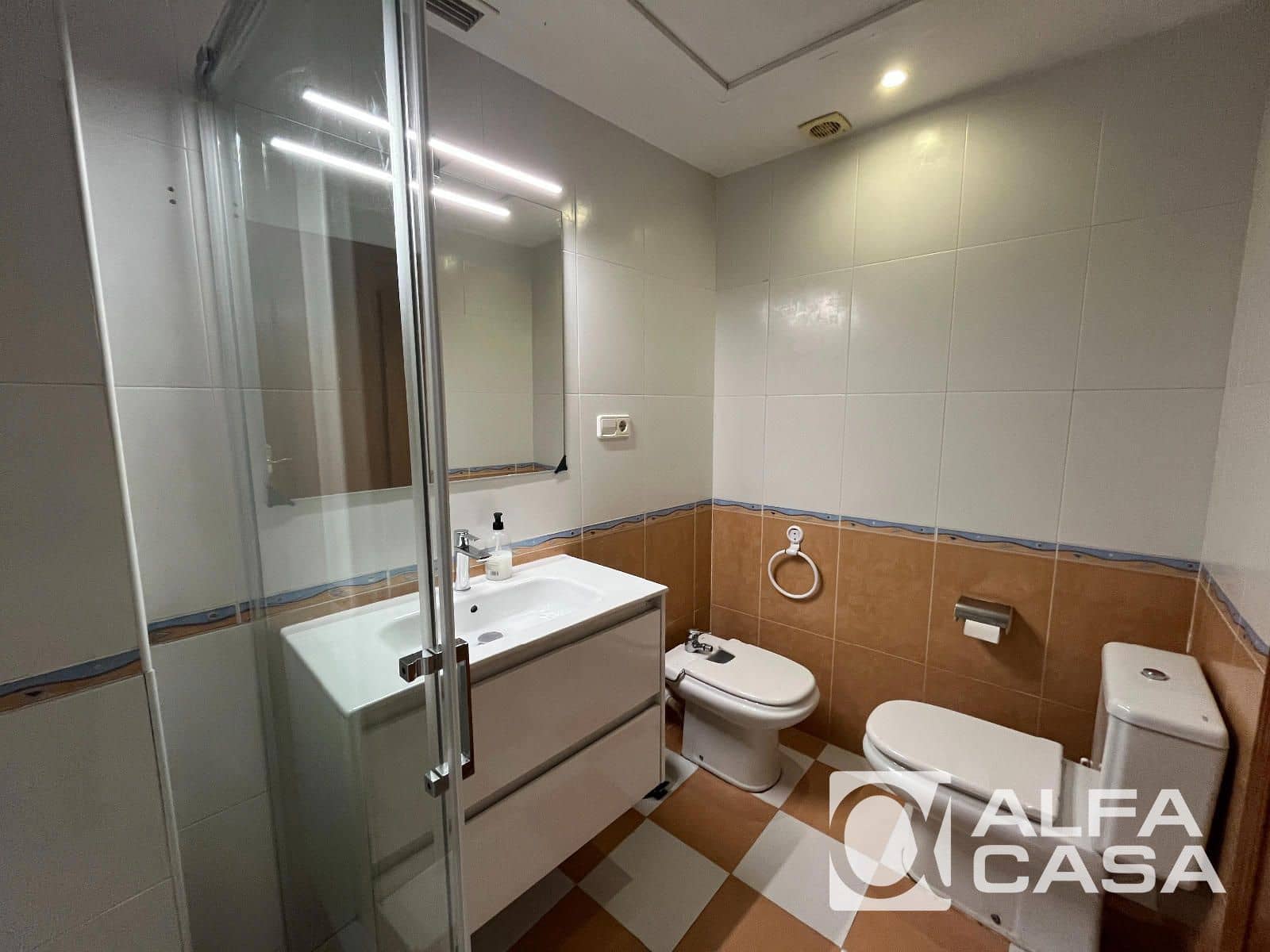 4 slaapkamer Flat te koop in Lloret de Mar - € 290.000 (Ref: 10098872)
