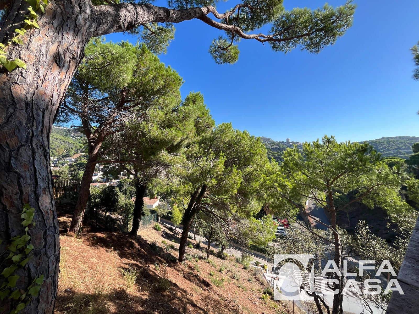 Building Plot for sale in Lloret de Mar - € 130,000 (Ref: 10140212)