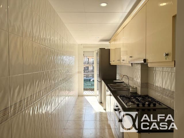 3 soveværelse Lejlighed til salg i Lloret de Mar med swimmingpool garage - € 320.000 (Ref: 10144970)
