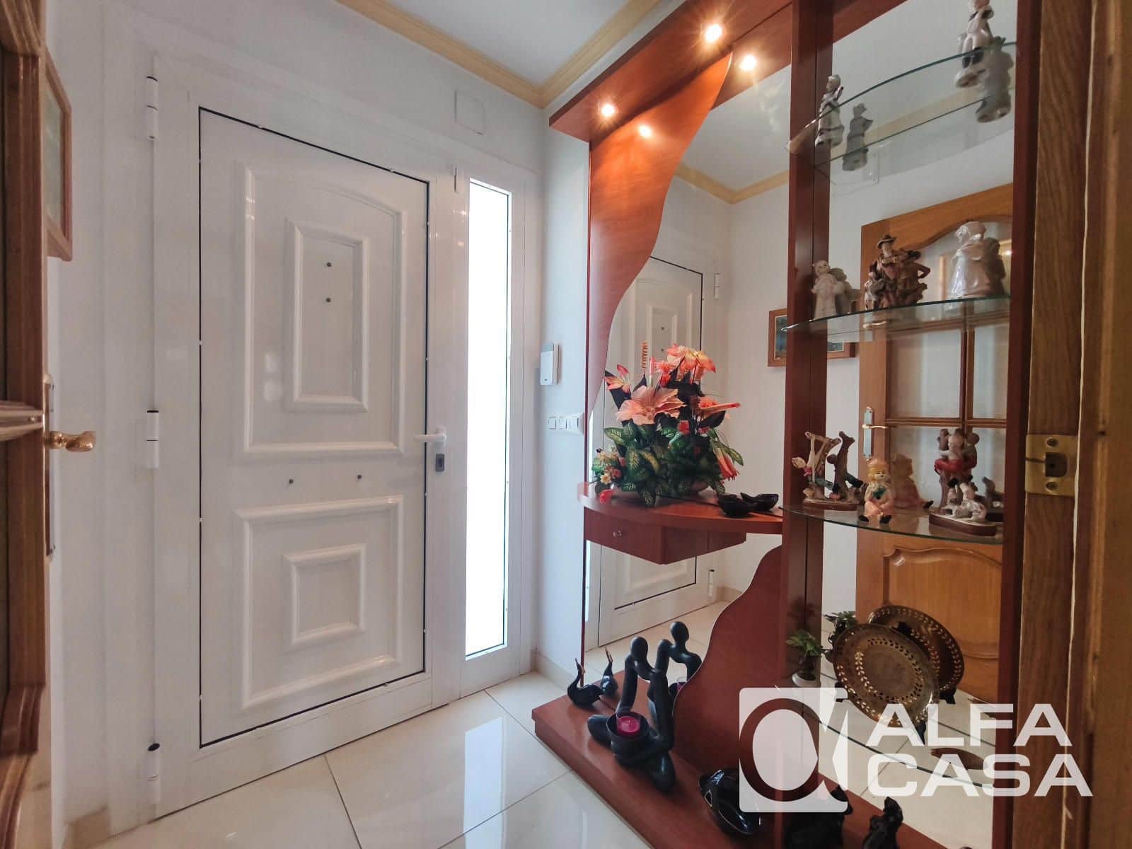 3 slaapkamer Villa te koop in Lloret de Mar met zwembad garage - € 760.000 (Ref: 10148094)