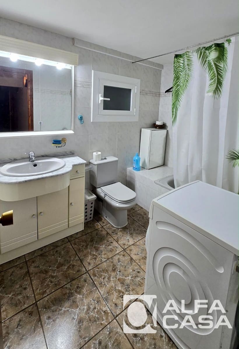 5 slaapkamer Villa te koop in Lloret de Mar met zwembad garage - € 415.000 (Ref: 10154358)