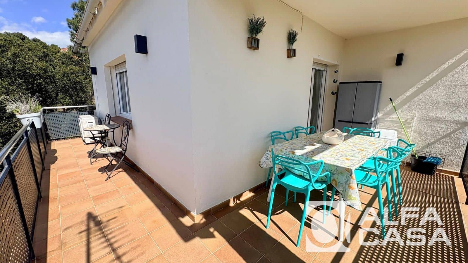 5 slaapkamer Villa te koop in Lloret de Mar met zwembad garage - € 415.000 (Ref: 10154358)