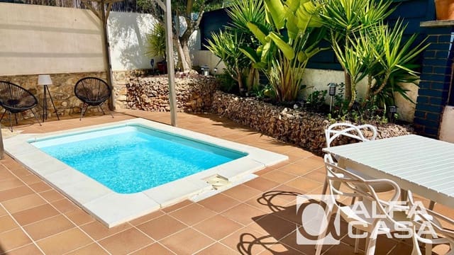 5 slaapkamer Villa te koop in Lloret de Mar met zwembad garage - € 415.000 (Ref: 10154358)