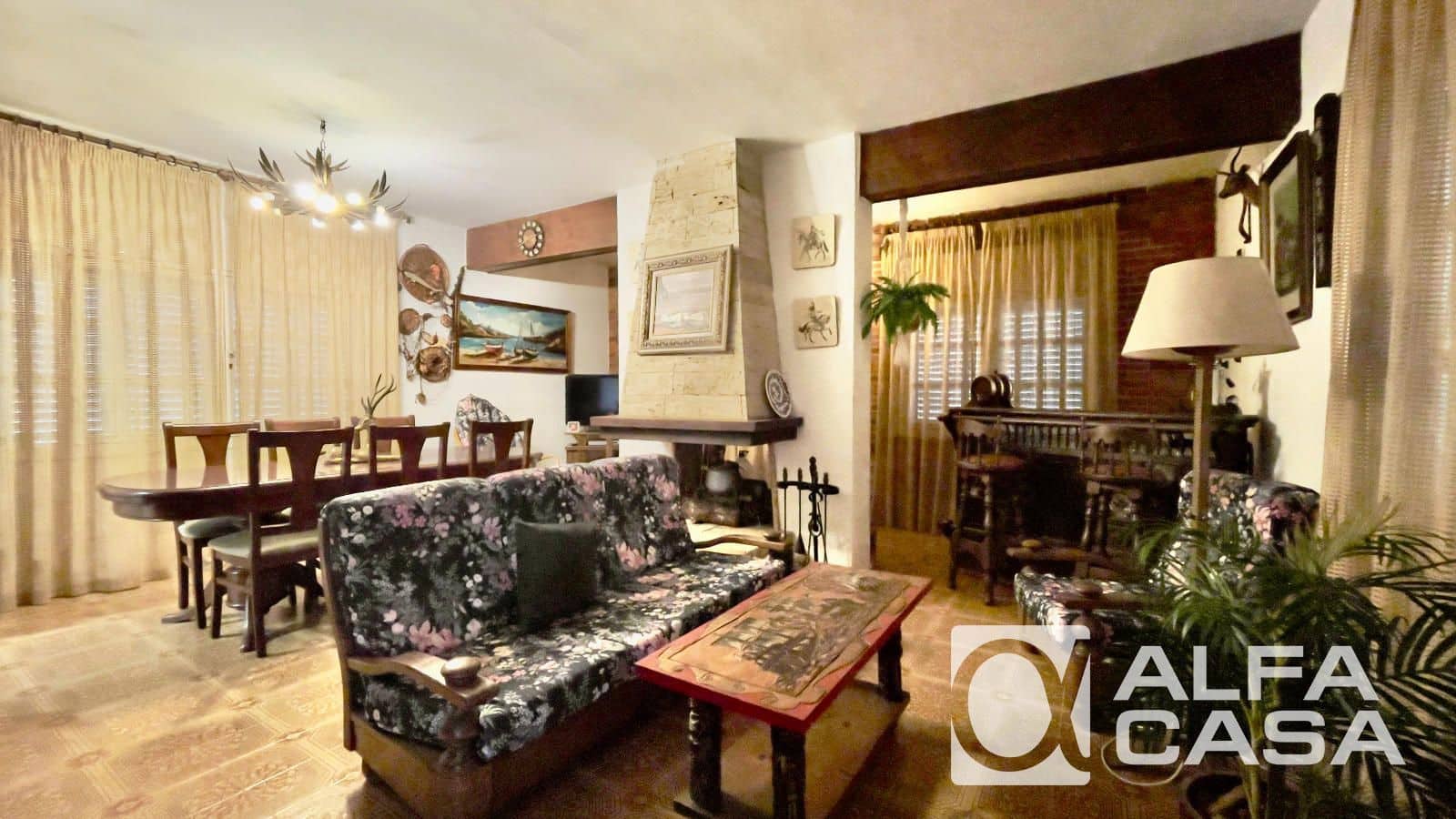 7 slaapkamer Villa te koop in Lloret de Mar met zwembad garage - € 890.000 (Ref: 10160330)