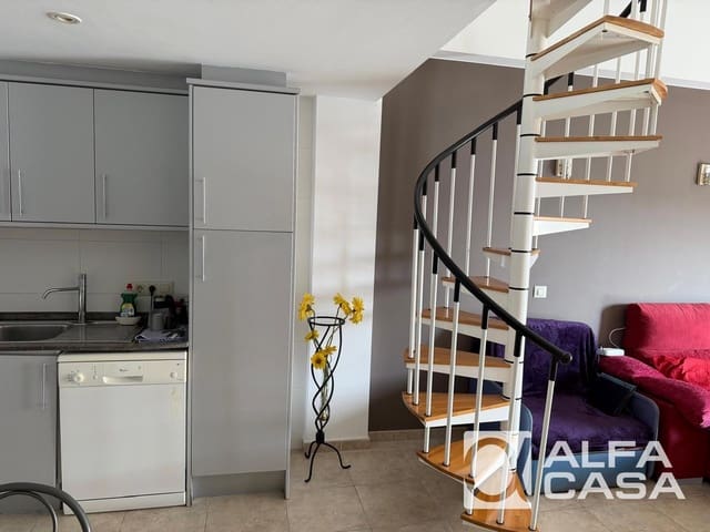 2 slaapkamer Penthouse te koop in Lloret de Mar met zwembad - € 260.000 (Ref: 10172144)