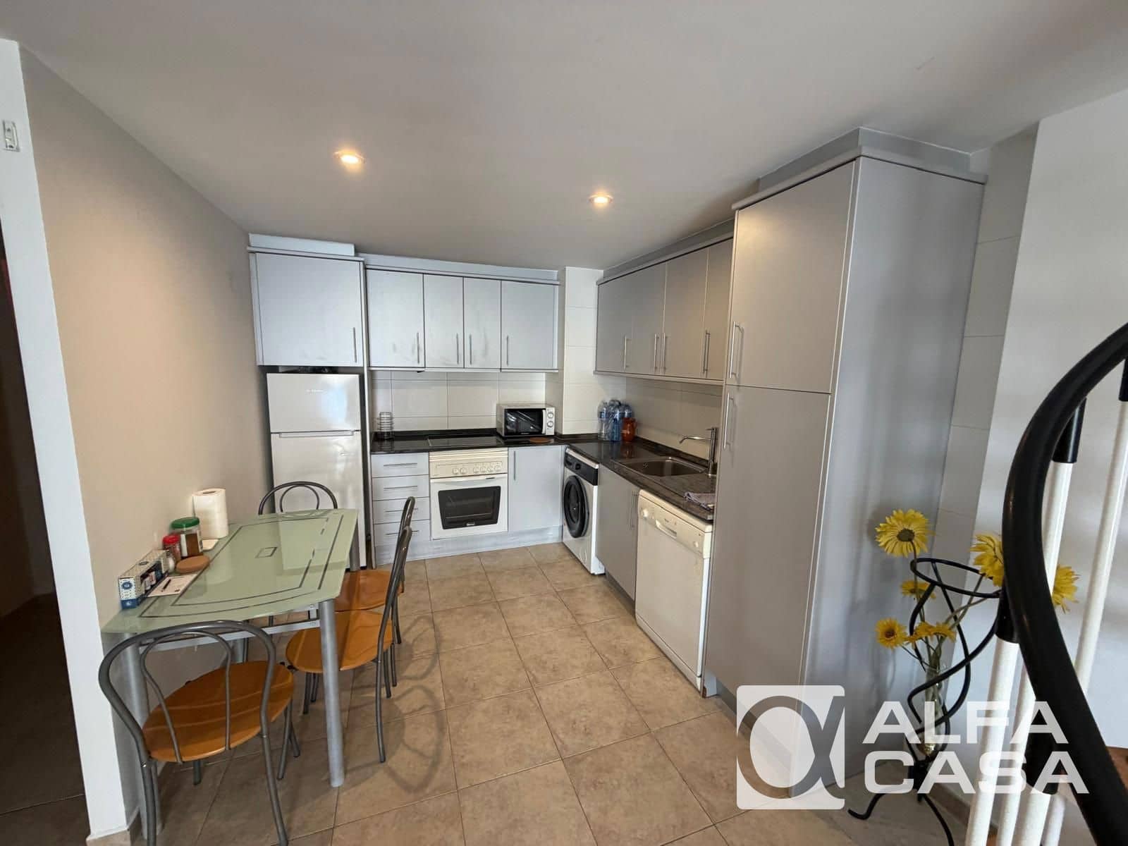2 bedroom Penthouse for sale in Lloret de Mar with pool - € 260,000 (Ref: 10172144)
