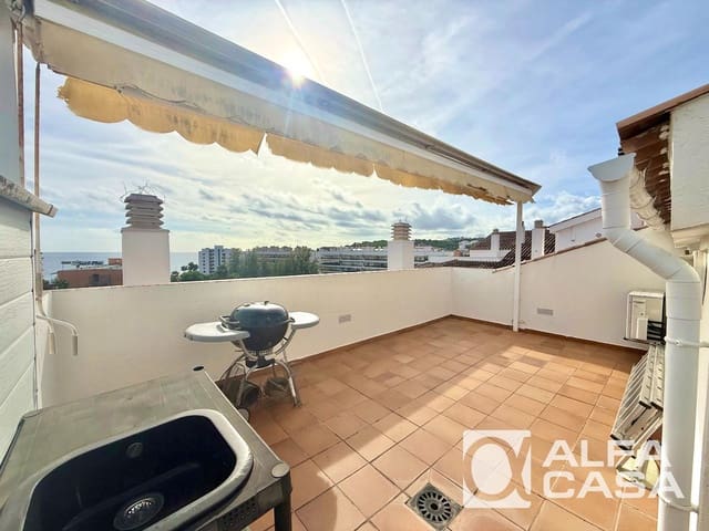 4 sovrum Lägenhet till salu i Lloret de Mar med pool - 550 000 € (Ref: 10172883)