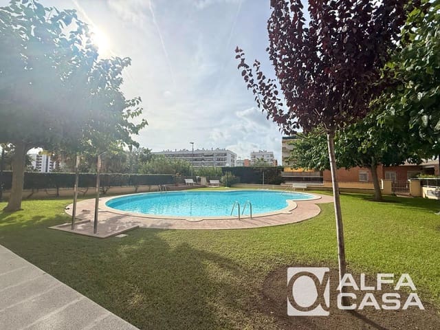 4 sovrum Lägenhet till salu i Lloret de Mar med pool - 550 000 € (Ref: 10172883)