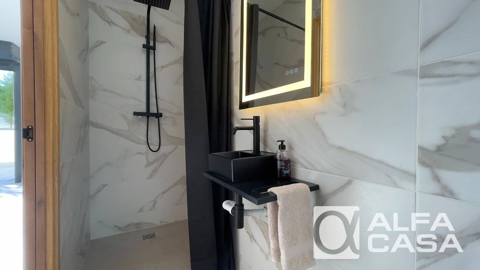 4 slaapkamer Villa te koop in Vidreres met zwembad garage - € 665.000 (Ref: 10175515)