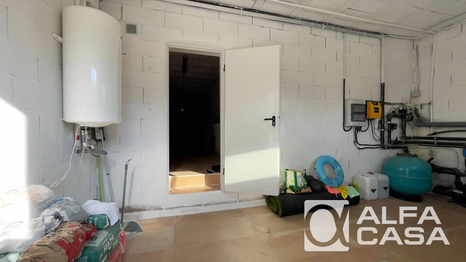 4 slaapkamer Villa te koop in Vidreres met zwembad garage - € 665.000 (Ref: 10175515)