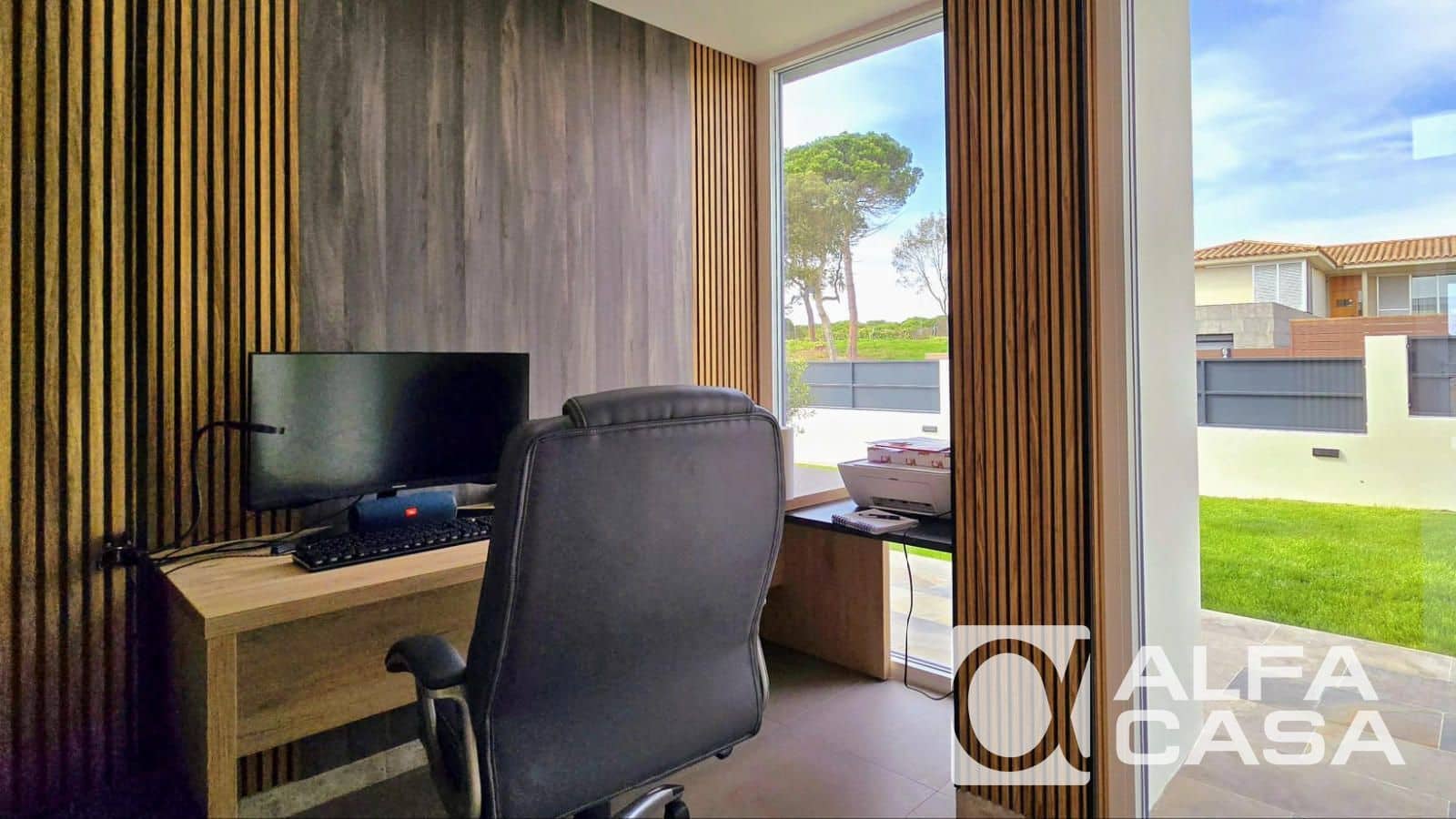 4 slaapkamer Villa te koop in Vidreres met zwembad garage - € 665.000 (Ref: 10175515)