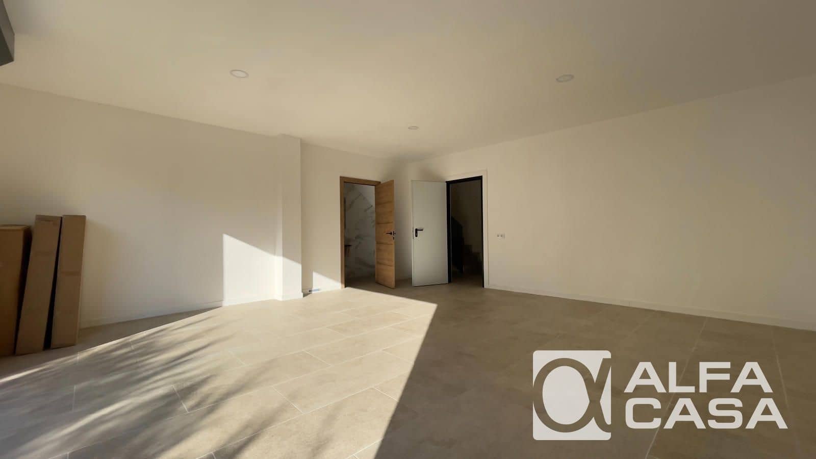 4 slaapkamer Villa te koop in Vidreres met zwembad garage - € 665.000 (Ref: 10175515)