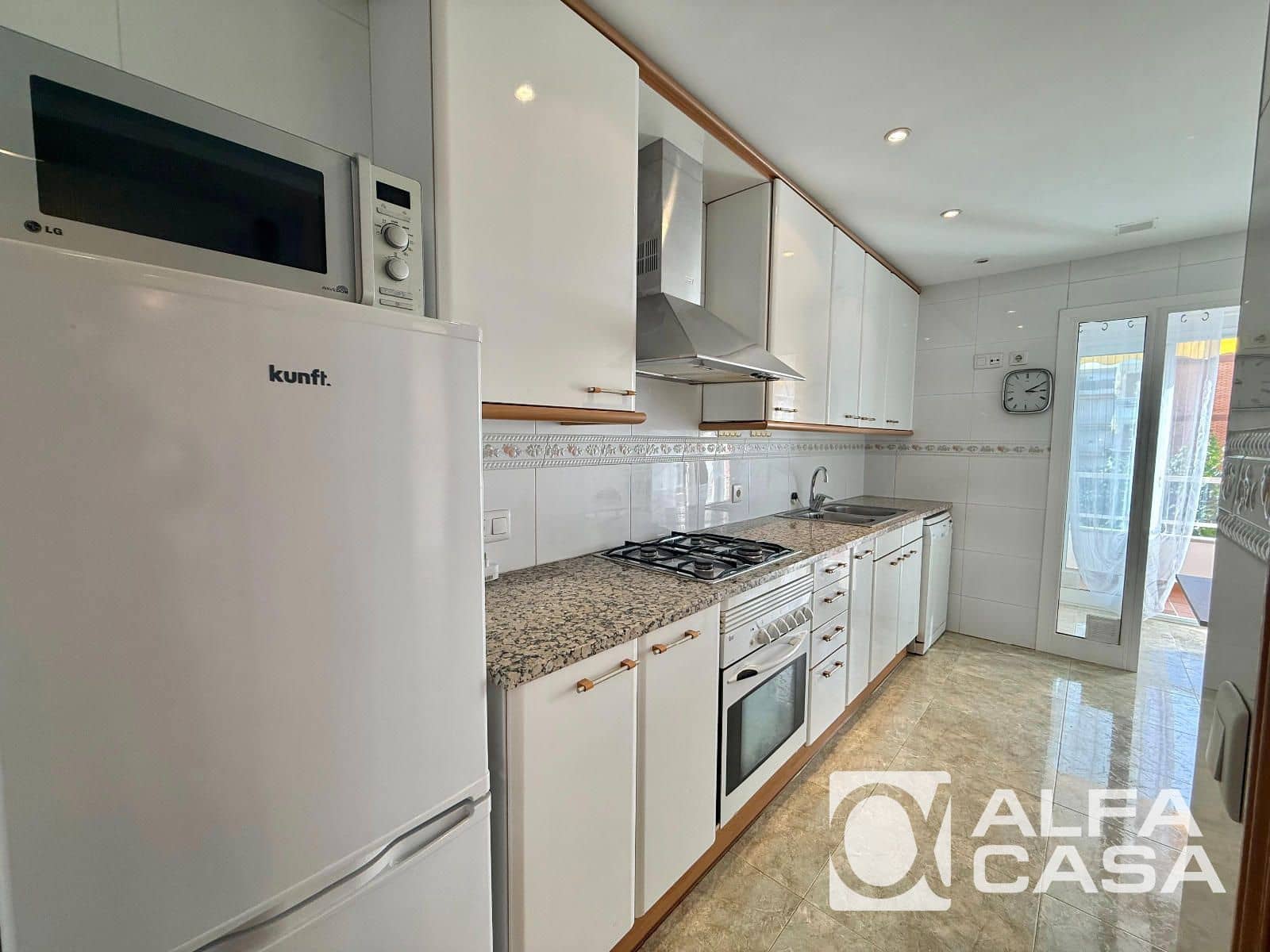 3 bedroom Flat for sale in Lloret de Mar with pool - € 350,000 (Ref: 10175974)