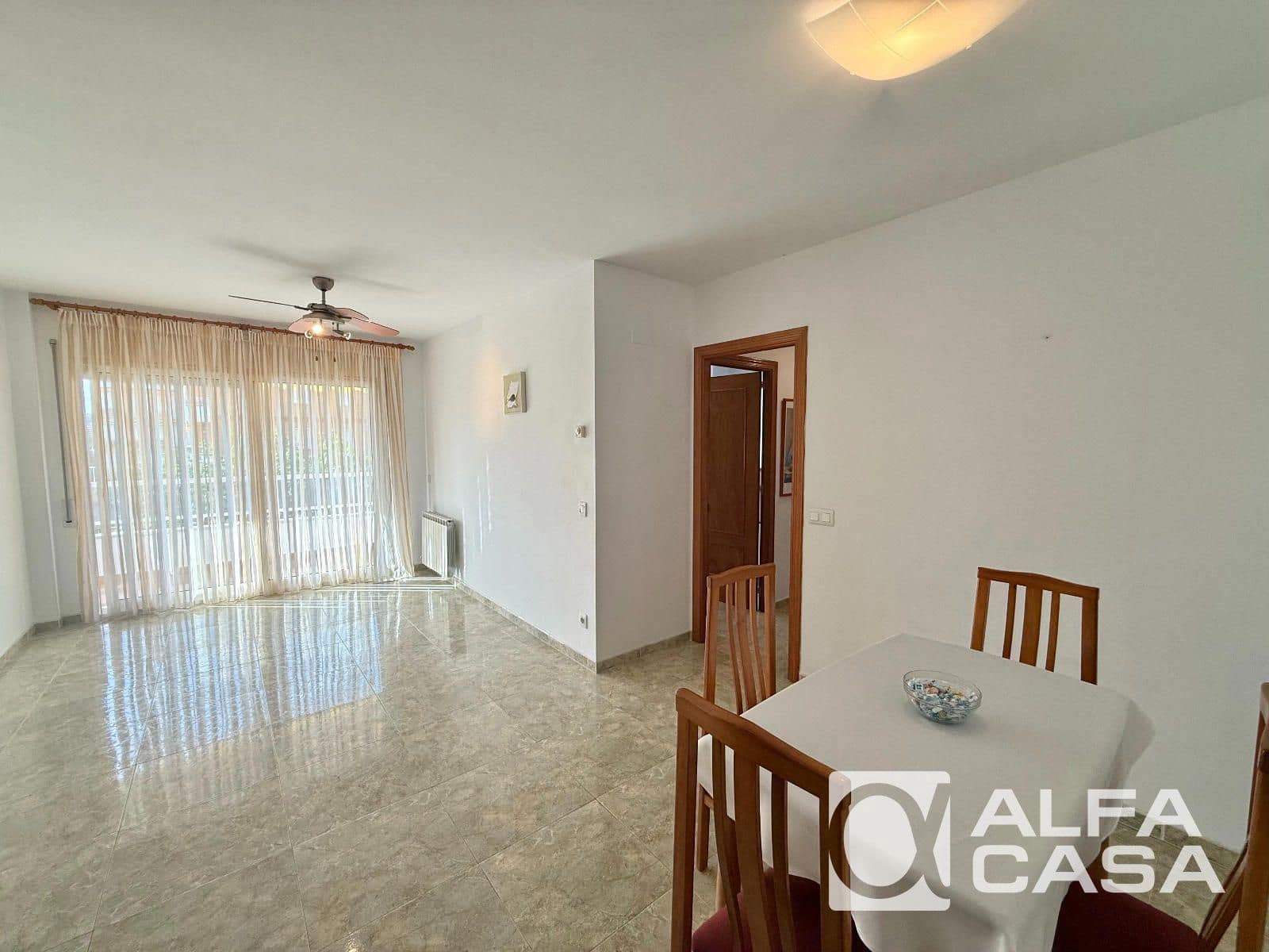 3 bedroom Flat for sale in Lloret de Mar with pool - € 350,000 (Ref: 10175974)