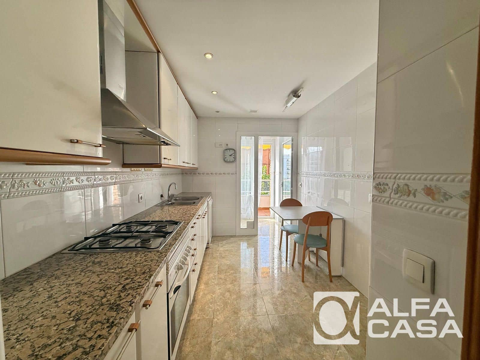 3 bedroom Flat for sale in Lloret de Mar with pool - € 350,000 (Ref: 10175974)