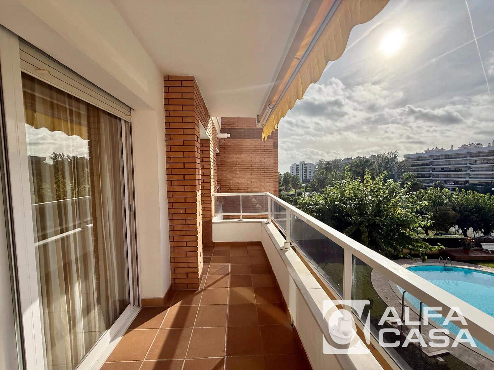 3 bedroom Flat for sale in Lloret de Mar with pool - € 350,000 (Ref: 10175974)
