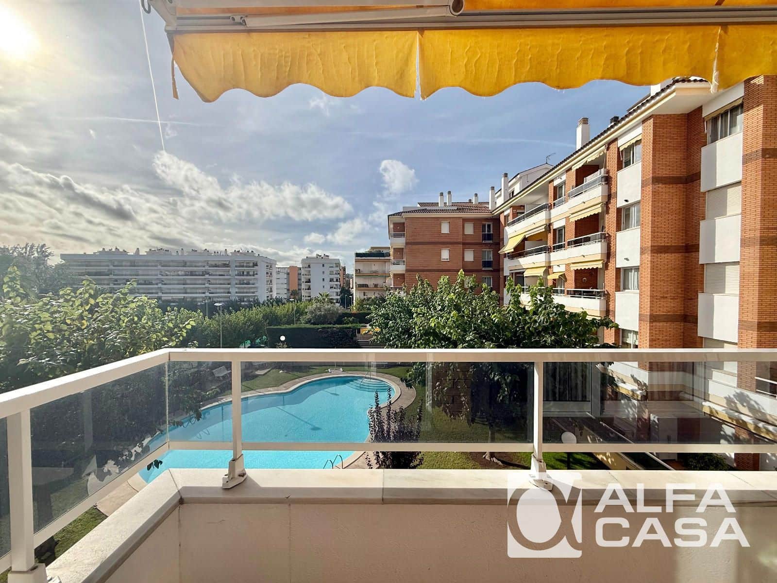 3 bedroom Flat for sale in Lloret de Mar with pool - € 350,000 (Ref: 10175974)