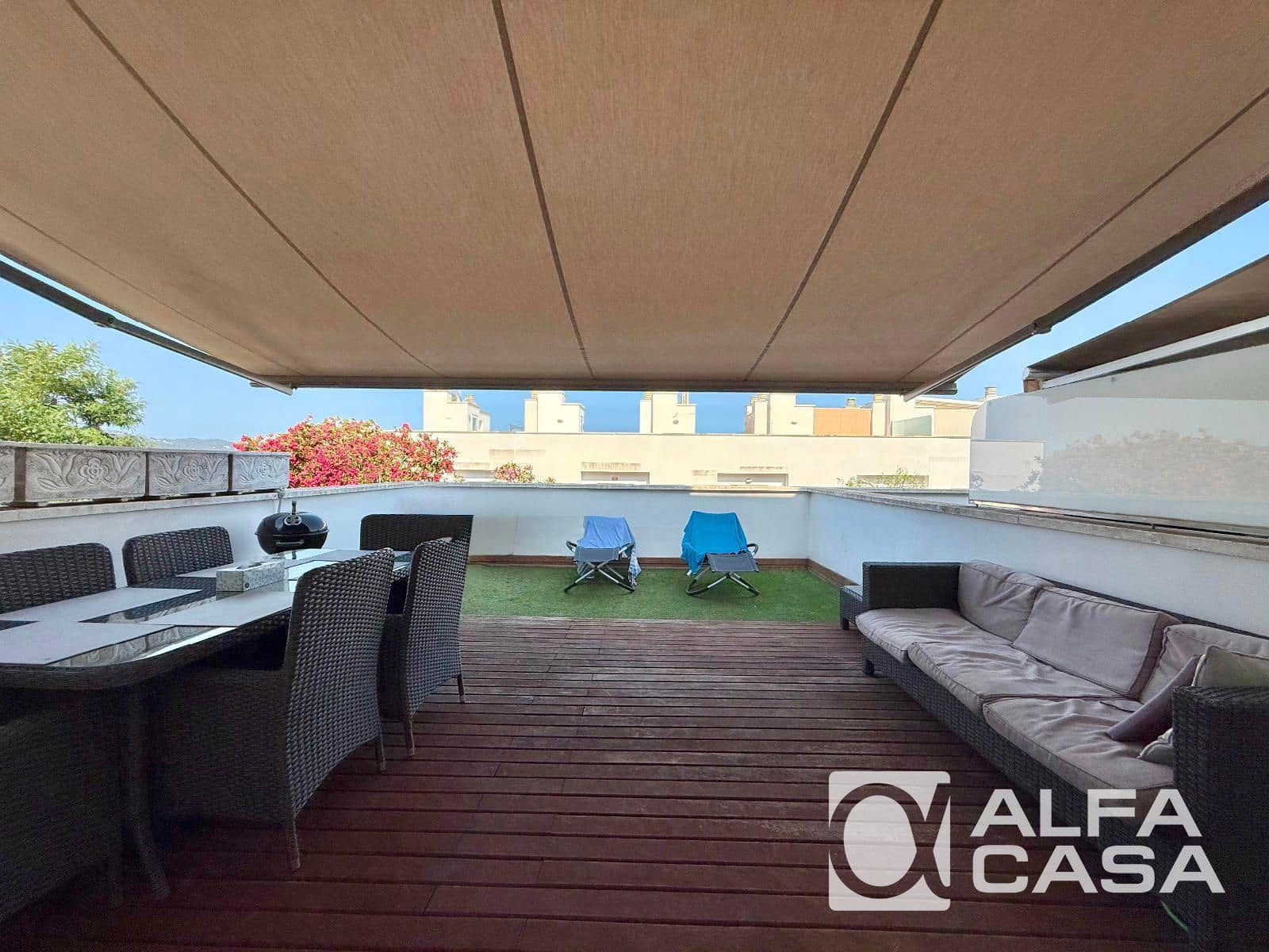 4 camera da letto Villa in vendita in Lloret de Mar con piscina garage - 580.000 € (Rif: 9385802)