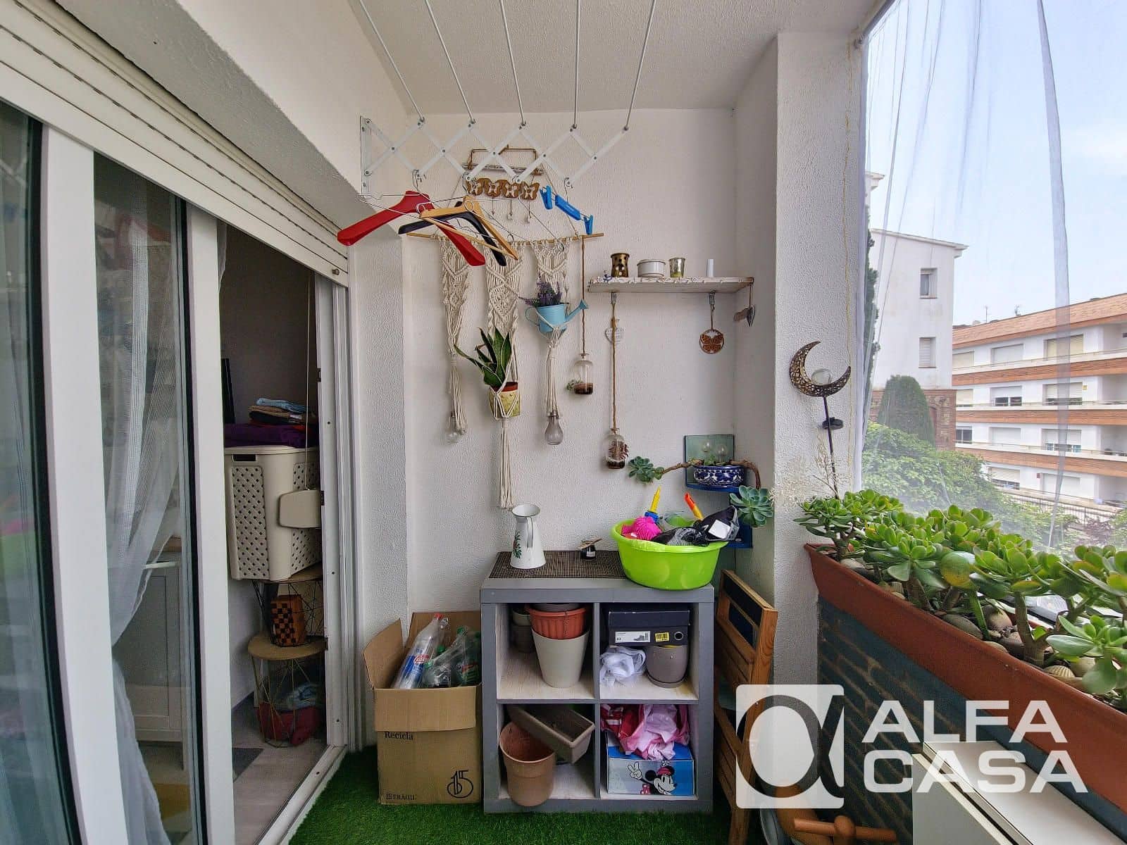 2 makuuhuone Asunto myytävänä paikassa Lloret de Mar mukana uima-altaan - 205 000 € (Ref: 9385803)