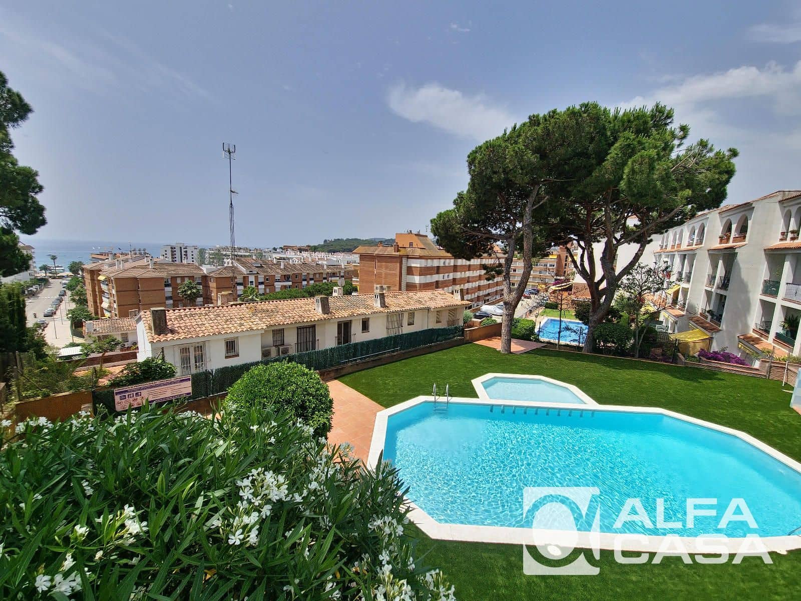 2 makuuhuone Asunto myytävänä paikassa Lloret de Mar mukana uima-altaan - 205 000 € (Ref: 9385803)