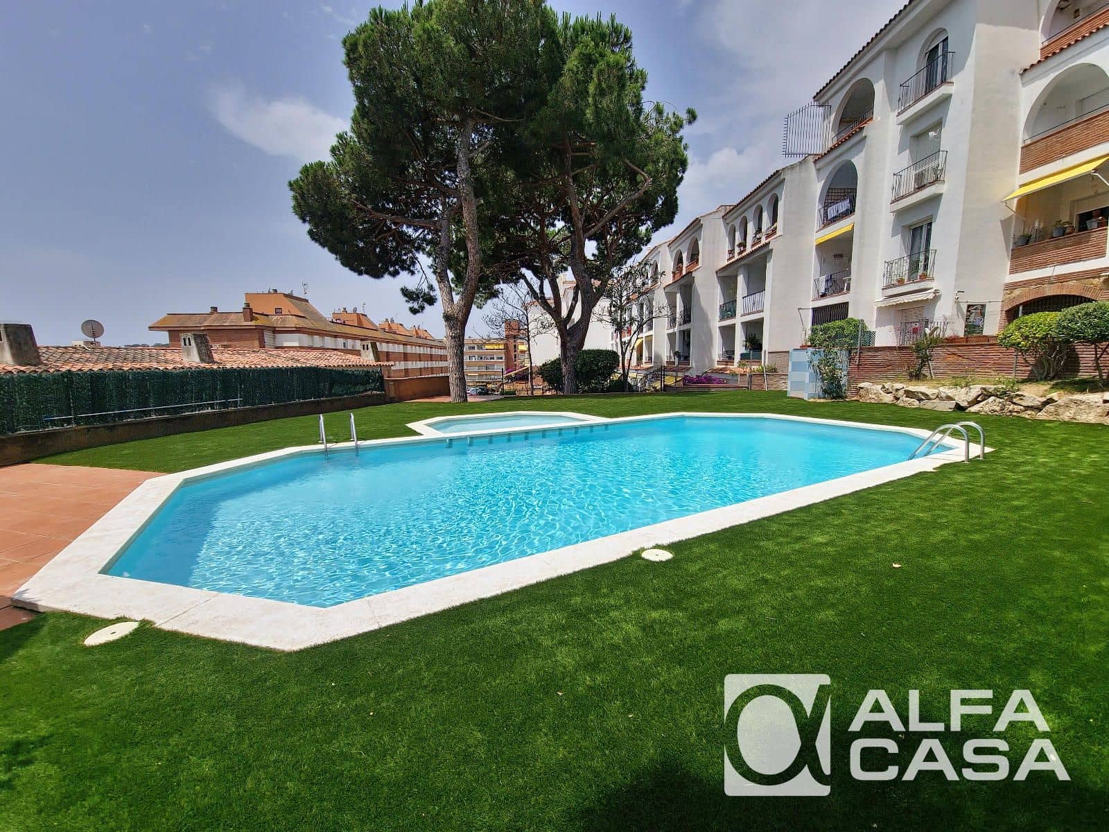 2 makuuhuone Asunto myytävänä paikassa Lloret de Mar mukana uima-altaan - 205 000 € (Ref: 9385803)