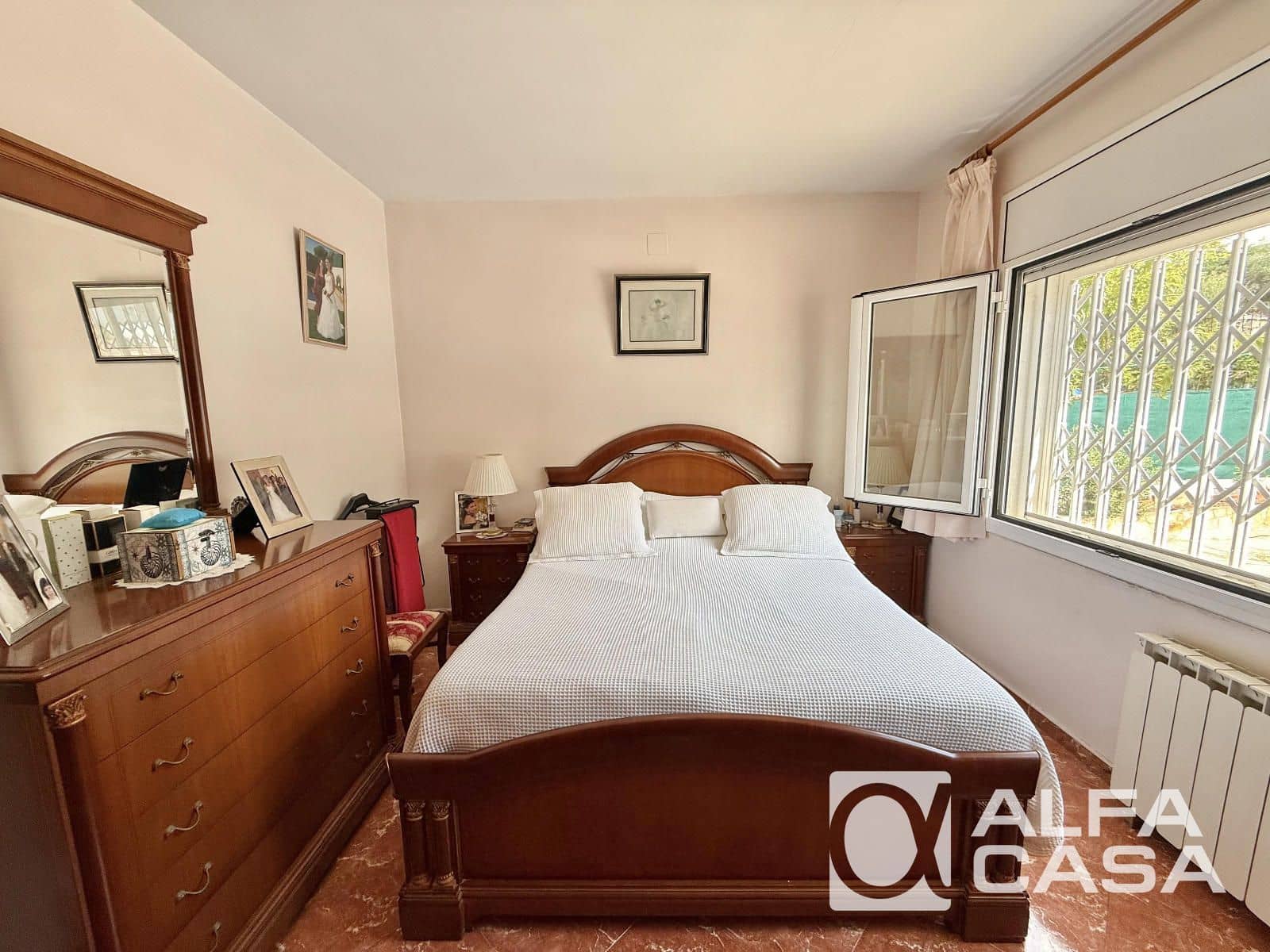 5 bedroom Villa for sale in Lloret de Mar with pool garage - € 440,000 (Ref: 9385804)