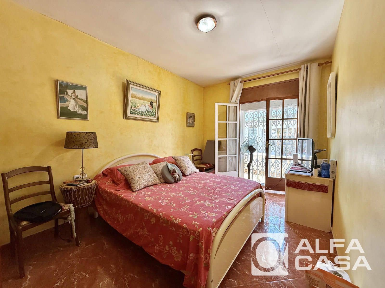 5 bedroom Villa for sale in Lloret de Mar with pool garage - € 440,000 (Ref: 9385804)