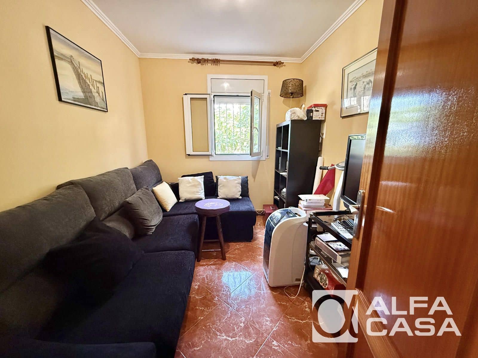 5 bedroom Villa for sale in Lloret de Mar with pool garage - € 440,000 (Ref: 9385804)