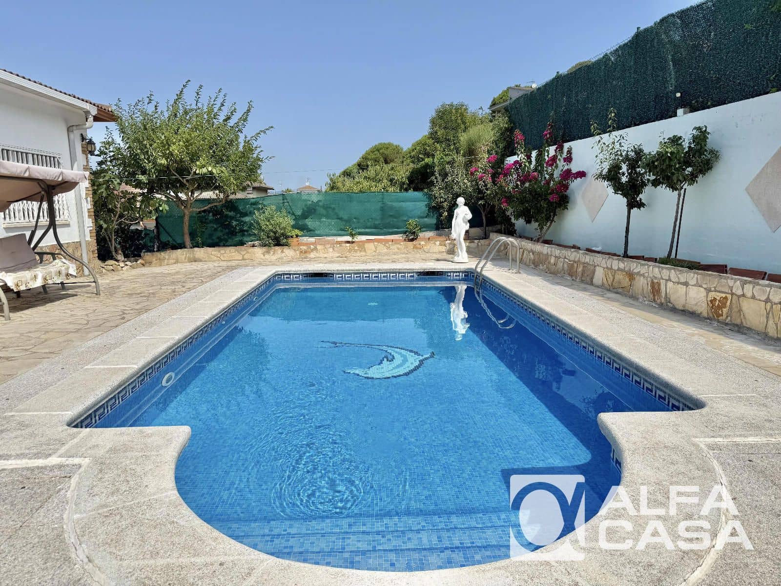 5 bedroom Villa for sale in Lloret de Mar with pool garage - € 440,000 (Ref: 9385804)