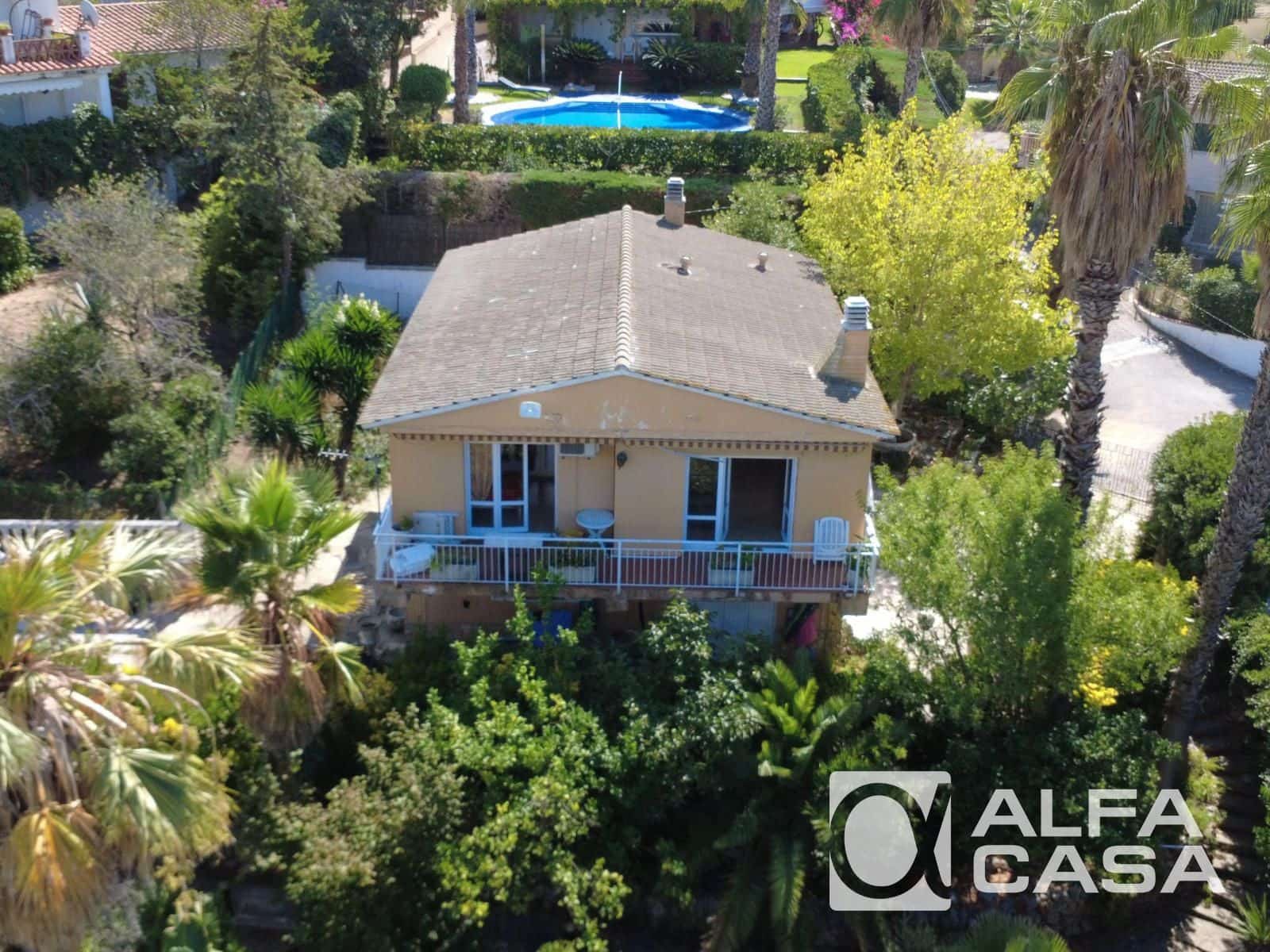 7 bedroom Villa for sale in Lloret de Mar with pool garage - € 700,000 (Ref: 9385806)