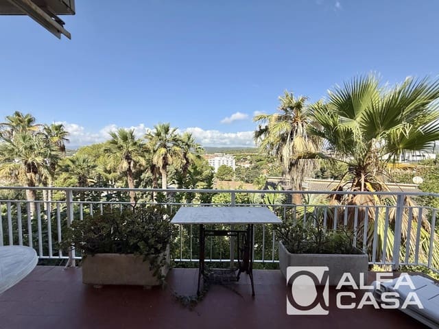 7 bedroom Villa for sale in Lloret de Mar with pool garage - € 700,000 (Ref: 9385806)