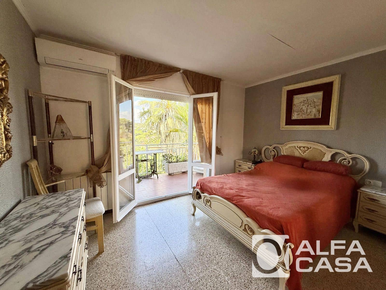 7 bedroom Villa for sale in Lloret de Mar with pool garage - € 700,000 (Ref: 9385806)