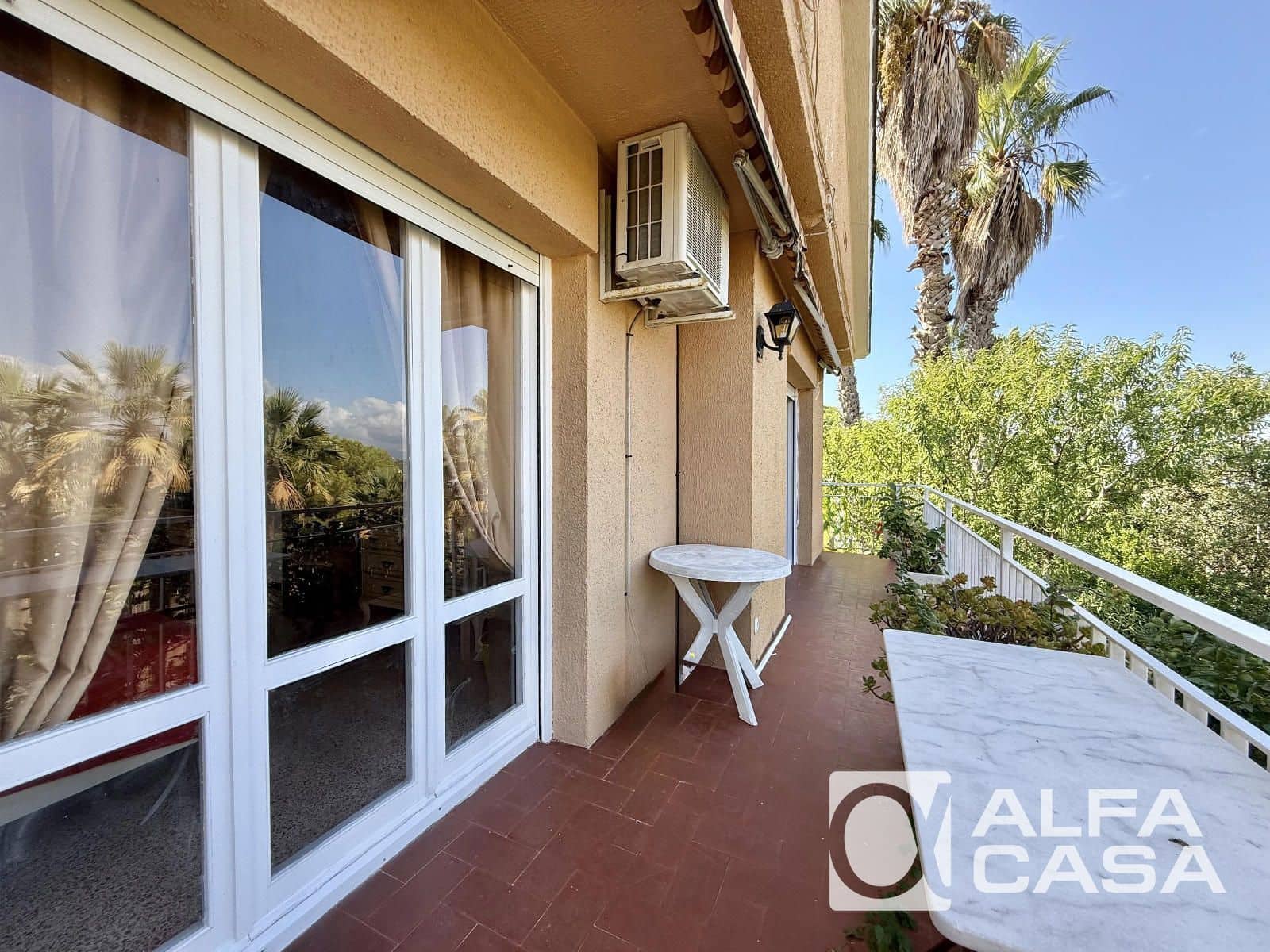 7 bedroom Villa for sale in Lloret de Mar with pool garage - € 700,000 (Ref: 9385806)