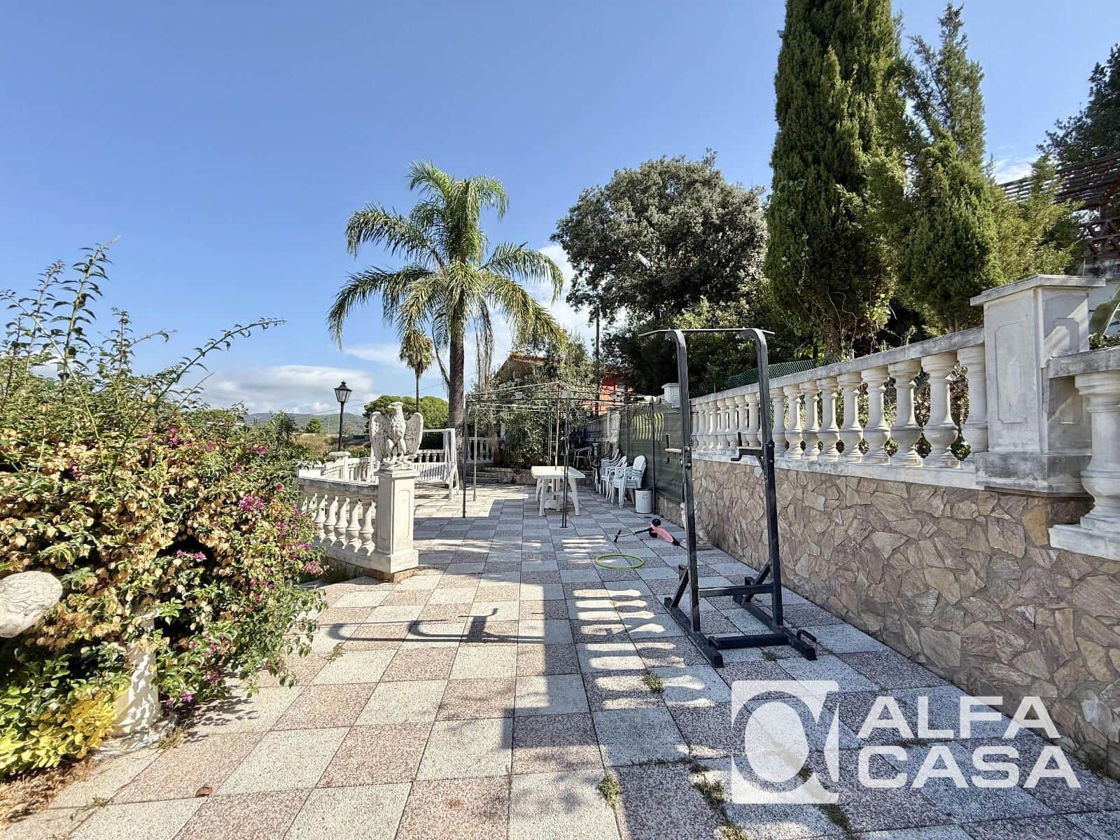 7 bedroom Villa for sale in Lloret de Mar with pool garage - € 700,000 (Ref: 9385806)